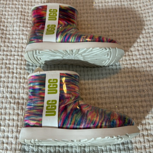 Ugg Clear Mini Pixelate (rainbow) Boots - Picture 5 of 12